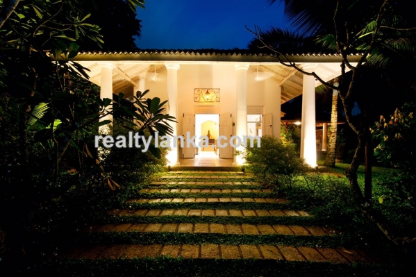 Unique Villa in