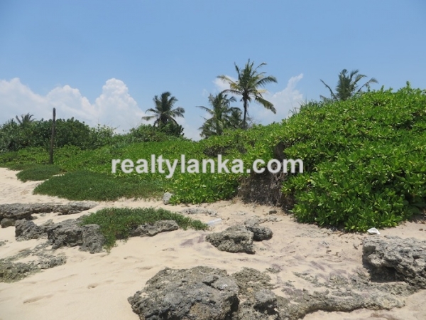 Breathtaking Beach Property in Weligama