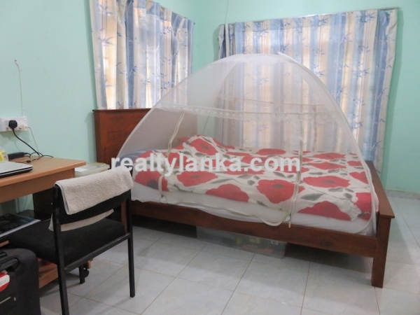 Cozy Two Bedroom house in Hikkaduwa