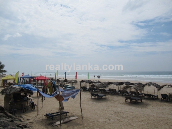 Property In walking Distance To The Beach